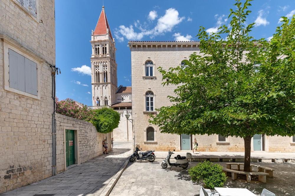 Luxury Apartment Aria Trogir Eksteriør bilde